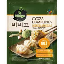 CJ Bibigo Chicken & Vegetable Gyoza 600G