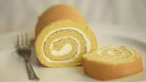 CC BAKERY Vanilla Swiss Roll 450g