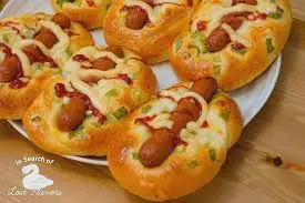 CC BAKERY Cheese & Sausage Bun 90g